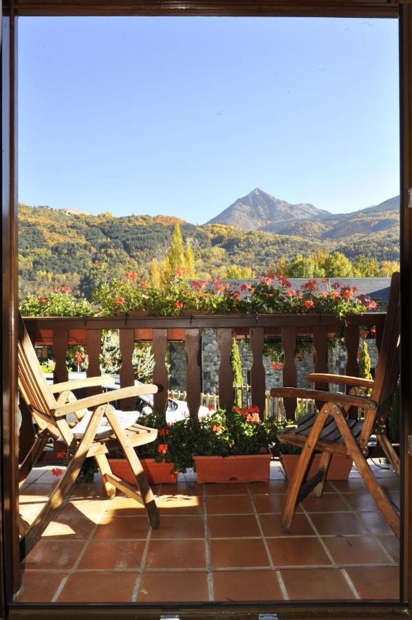 Chardin D'Alto-Apartamentos Chardins Benasque Exterior foto